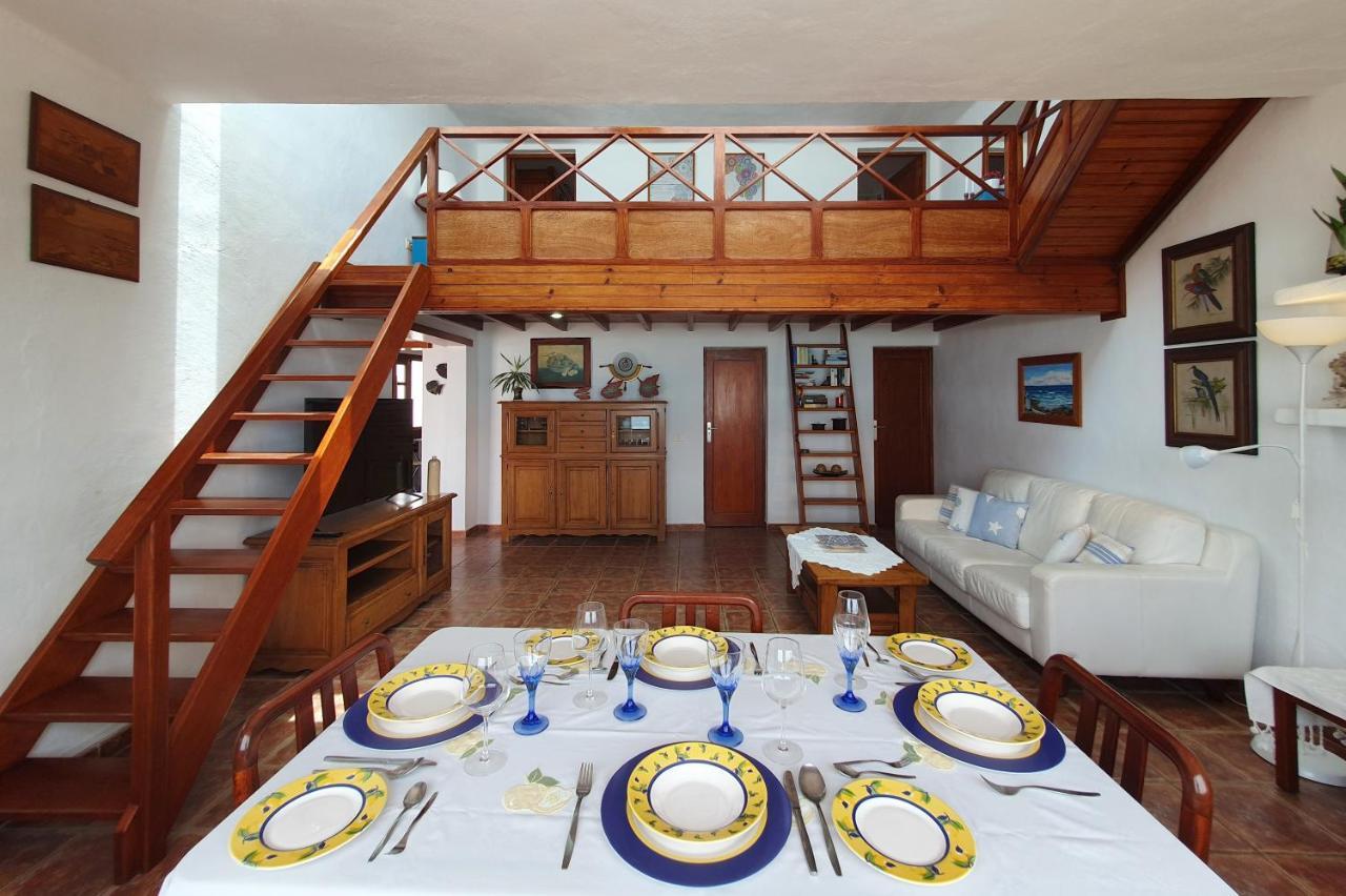 Casa azul La Santa Exterior foto